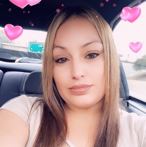 Poshmark profile picture for @godoy